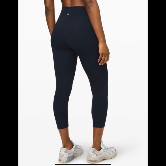 NWOT Lululemon Wunder Under Crop High-Rise 23" True Navy - Picture 2 of 7